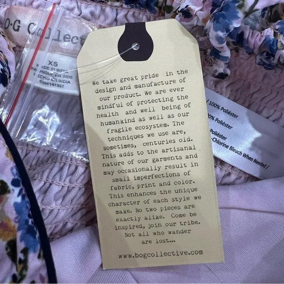 B.O.G. Collective Women’s Sz XS Pink w/Blue and Yellow Floral Print Crop Top NWT - Picture 8 of 8